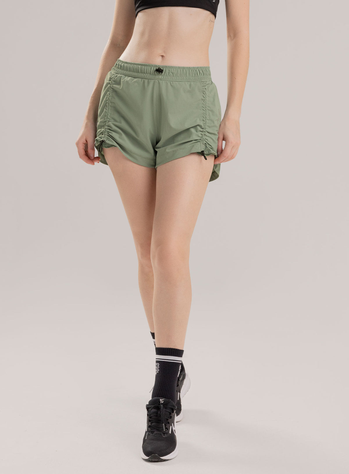 Short deportivo color verde, marca BABALÚ, referencia 113703, vista detalle. Compra al por mayor en babalu.com.co en COP.