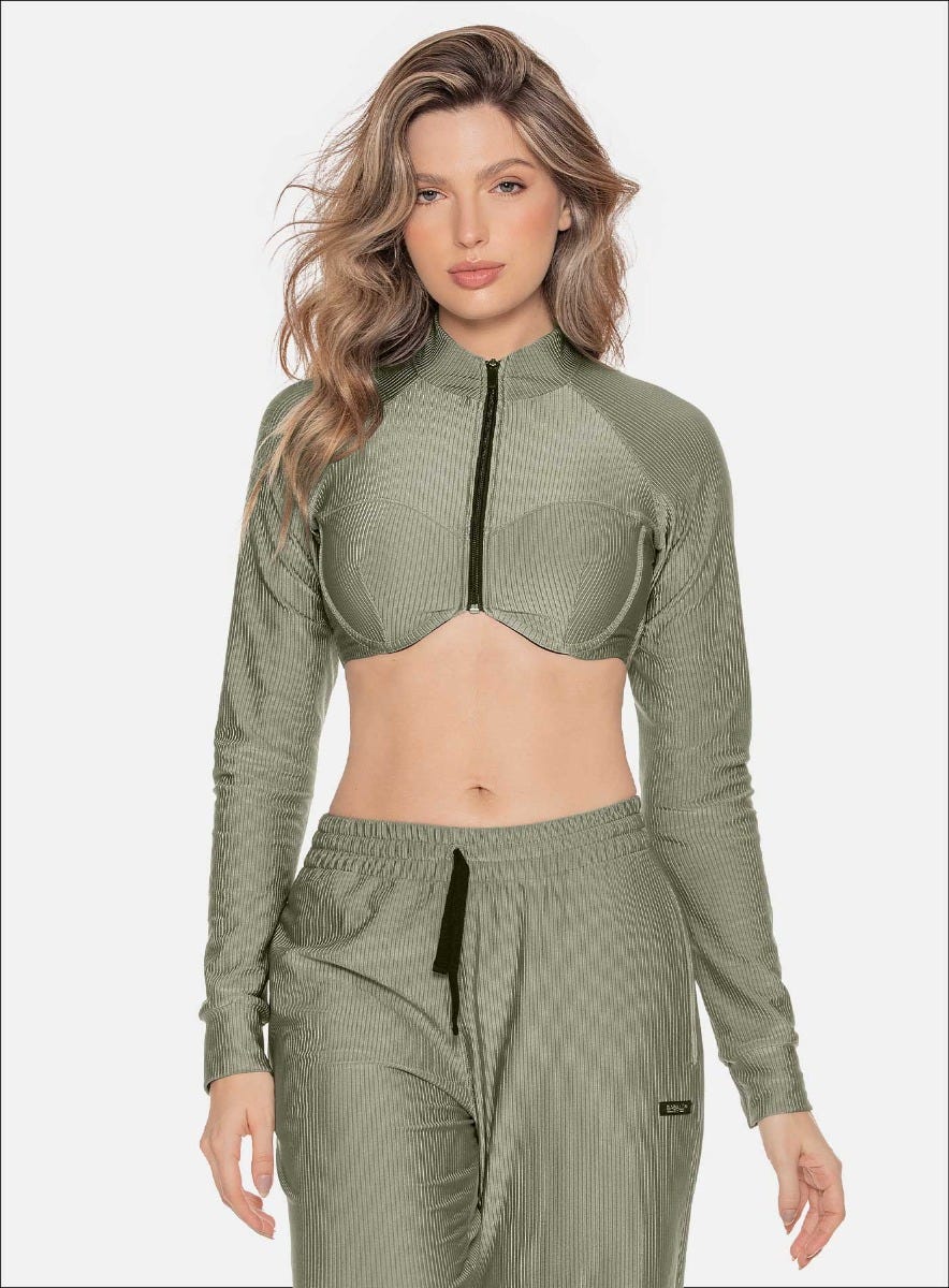 Top casual color verde para mujer, marca BABALÚ, referencia 110353, vista frontal. Compra al por mayor en babalu.com.co en COP.
