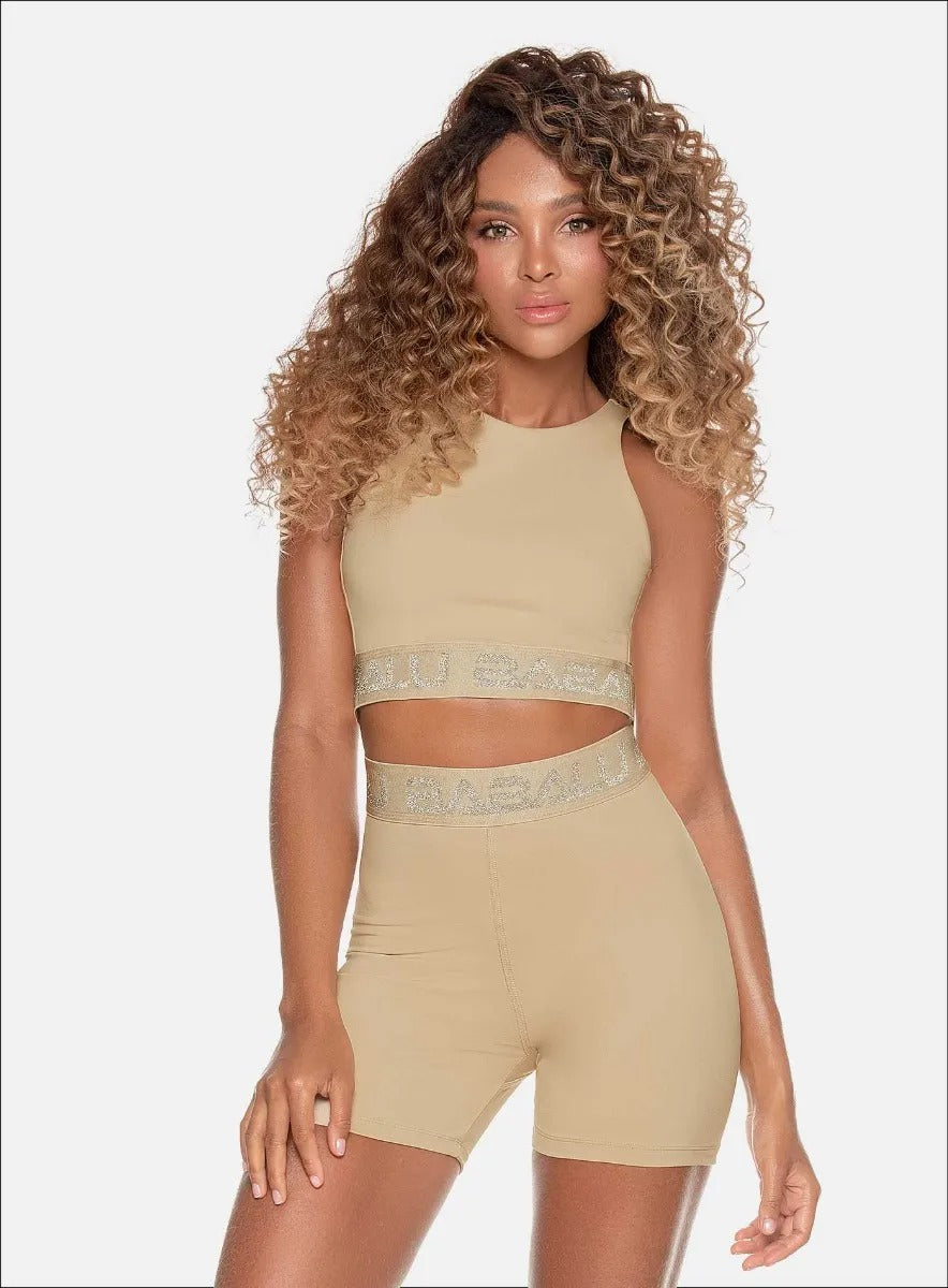 Top deportivo color beige para mujer, marca BABALÚ, referencia 110243, vista frontal. Compra al por mayor en babalu.com.co en COP.