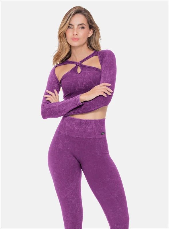 Top deportivo color berenjena para mujer, marca BABALÚ, referencia 108893, vista frontal. Compra al por mayor en babalu.com.co en COP.