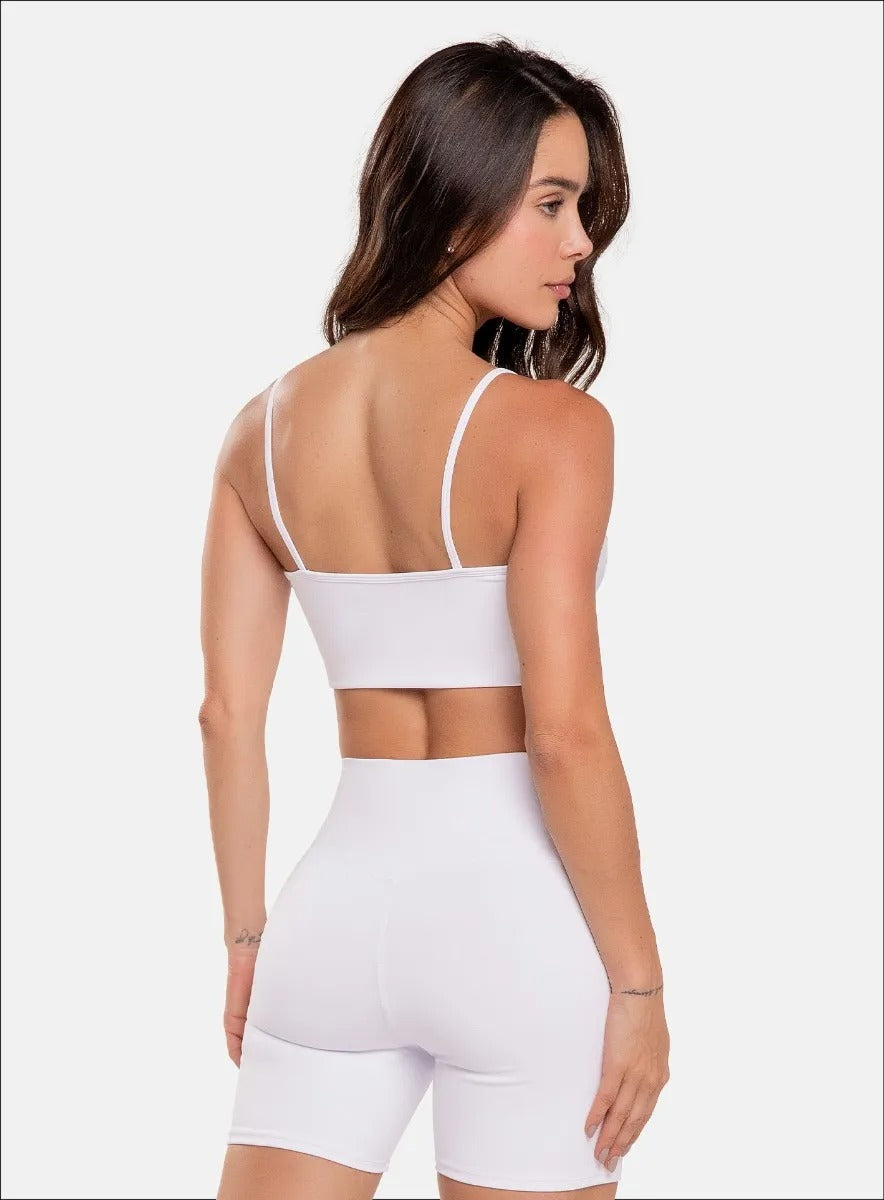 Top deportivo color blanco para mujer, marca BABALÚ, referencia 15943, vista trasera. Compra al por mayor en babalu.com.co en COP.