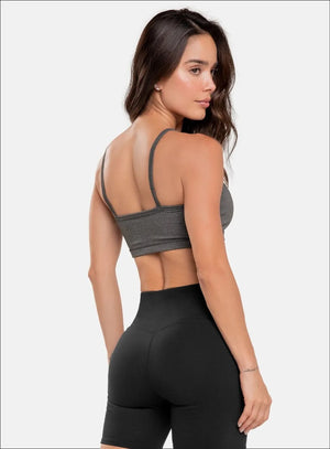 Top deportivo color gris para mujer, marca BABALÚ, referencia 15943, vista trasera. Compra al por mayor en babalu.com.co en COP.