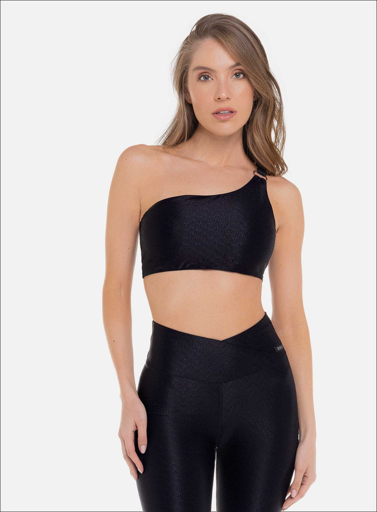 Top deportivo color negro, marca BABALÚ, referencia 112133, vista detalle. Compra al por mayor en babalu.com.co en COP.