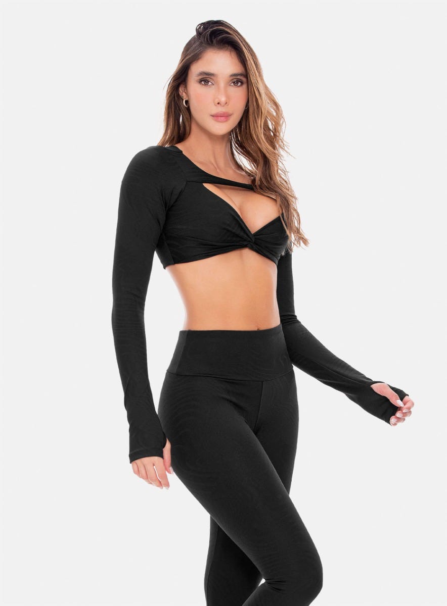 Top deportivo color negro para mujer, marca BABALÚ, referencia 107533, vista frontal. Compra al por mayor en babalu.com.co en COP.