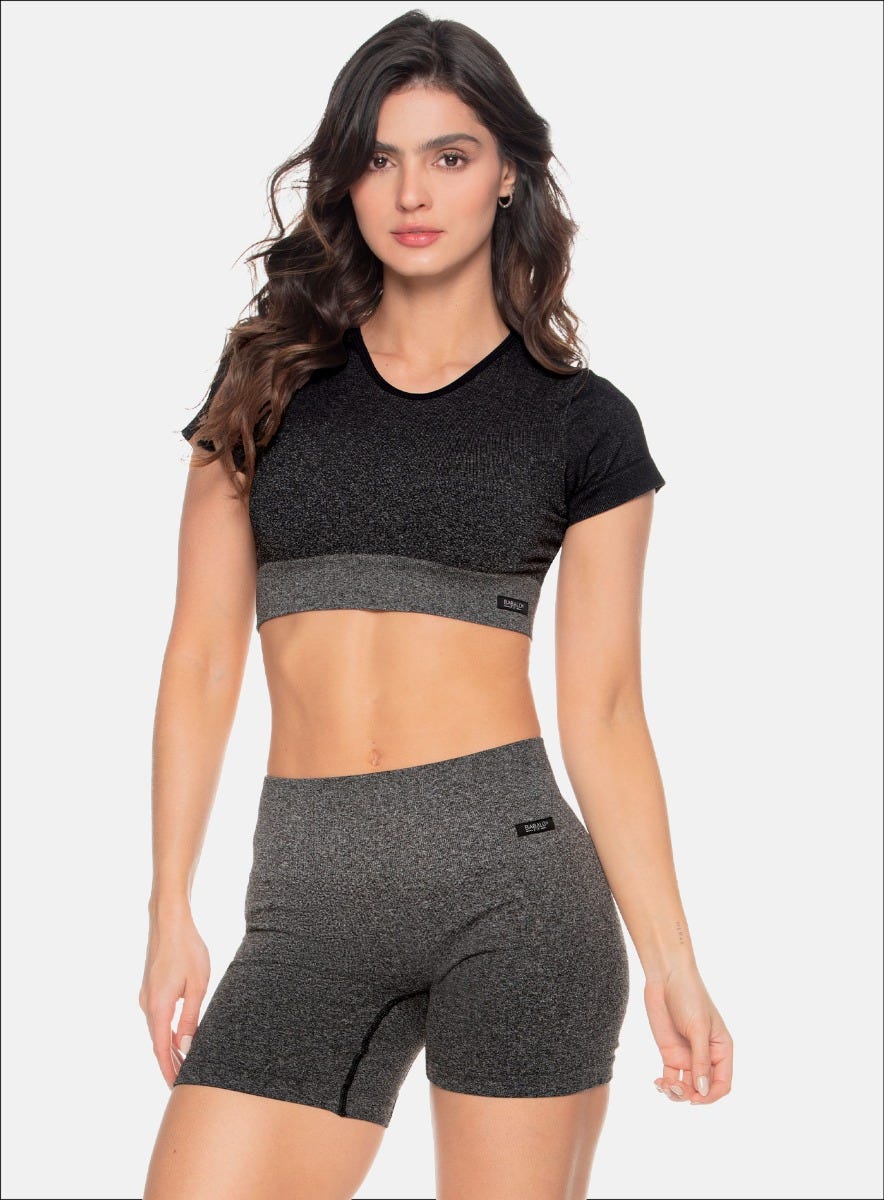 Top deportivo color negro para mujer, marca BABALÚ, referencia 109273, vista frontal. Compra al por mayor en babalu.com.co en COP.