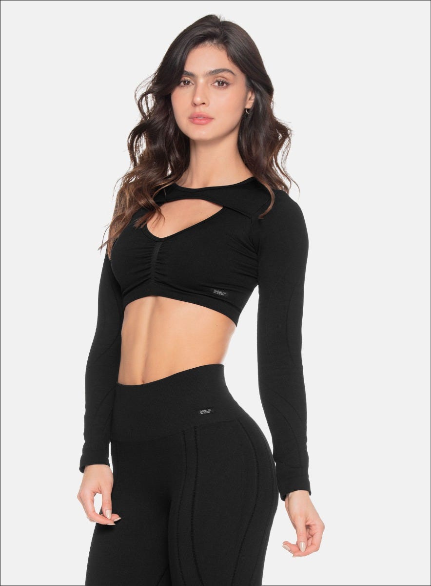 Top deportivo color negro para mujer, marca BABALÚ, referencia 109313, vista frontal. Compra al por mayor en babalu.com.co en COP.