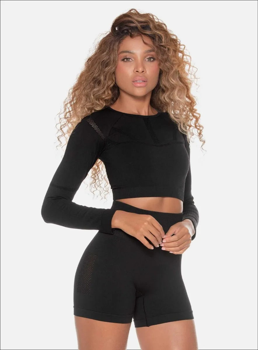 Top deportivo color negro para mujer, marca BABALÚ, referencia 109923, vista frontal. Compra al por mayor en babalu.com.co en COP.