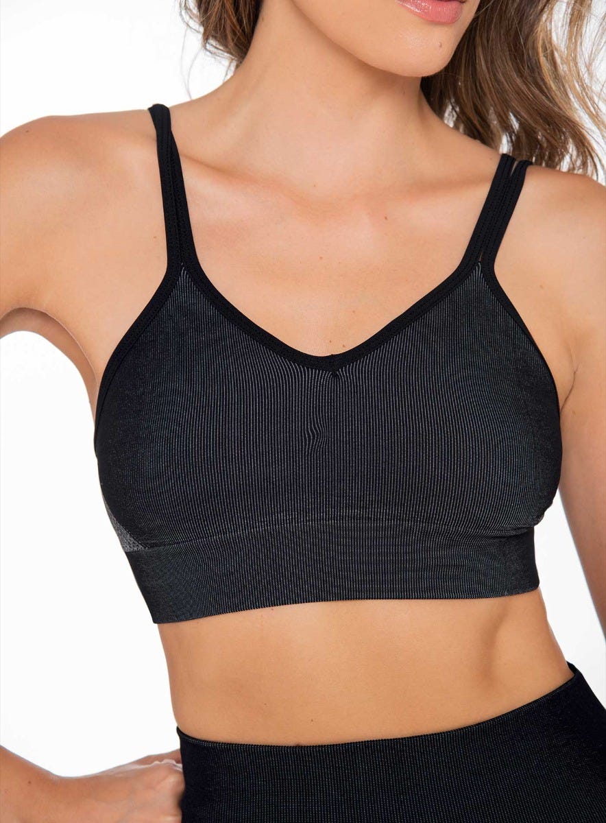 Top deportivo color negro para mujer, marca BABALÚ, referencia 111803, vista frontal. Compra al por mayor en babalu.com.co en COP.