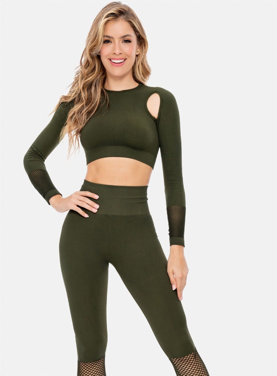 Top deportivo color verde para mujer, marca BABALÚ, referencia 106033, vista frontal. Compra al por mayor en babalu.com.co en COP.