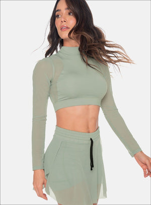 Top deportivo color verde para mujer, marca BABALÚ, referencia 111033, vista frontal. Compra al por mayor en babalu.com.co en COP.