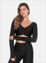 TOP MANGA LARGA CON FRENTE CRUZADO TELA ACANALADA CON EFECTO BRILLANTE