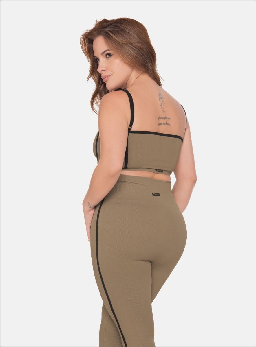 TOP DEPORTIVO SIN COSTURAS - PRECIO ESPECIAL
