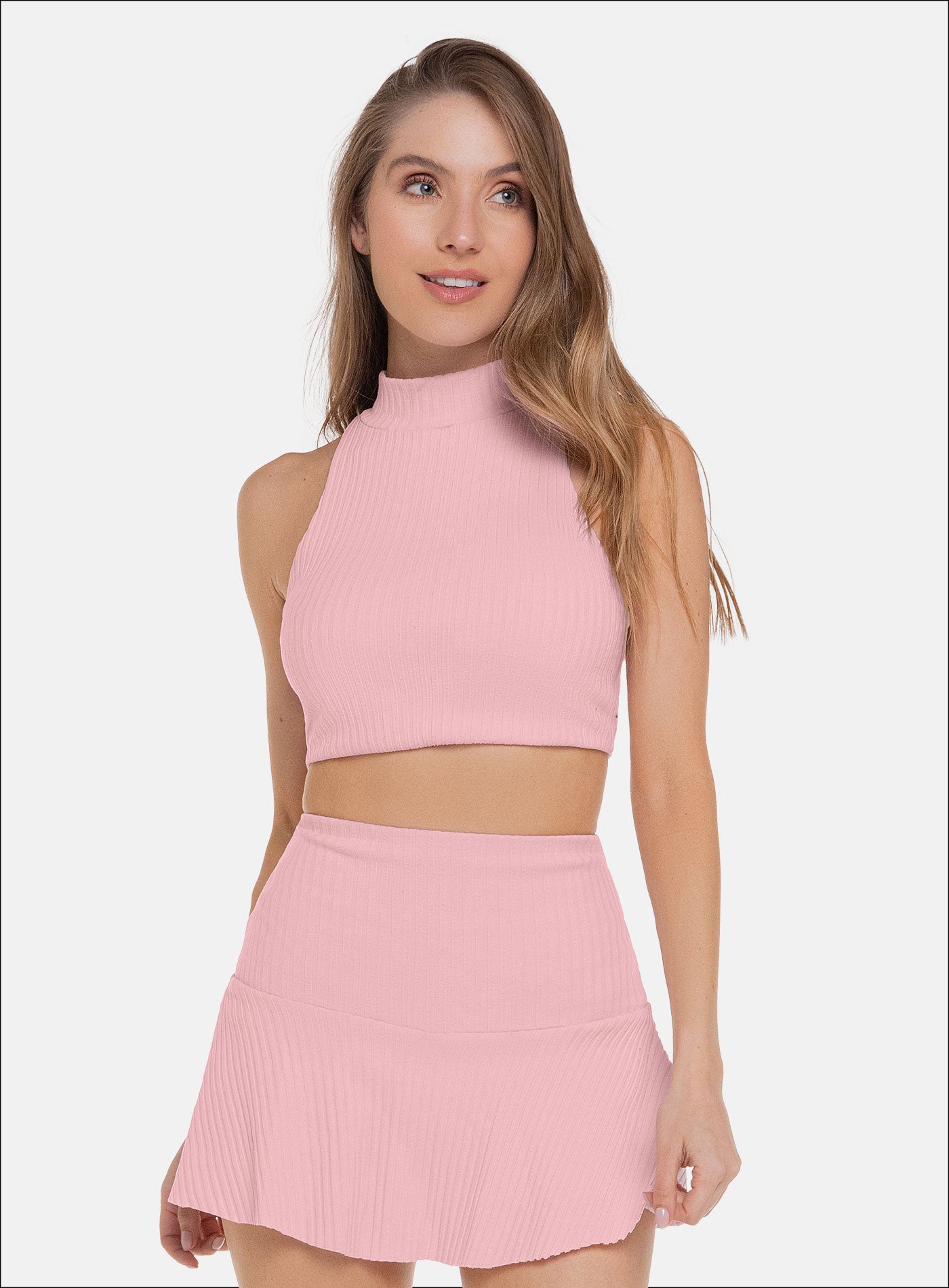 TOP DEPORTIVO CUELLO ALTO TELA RIB